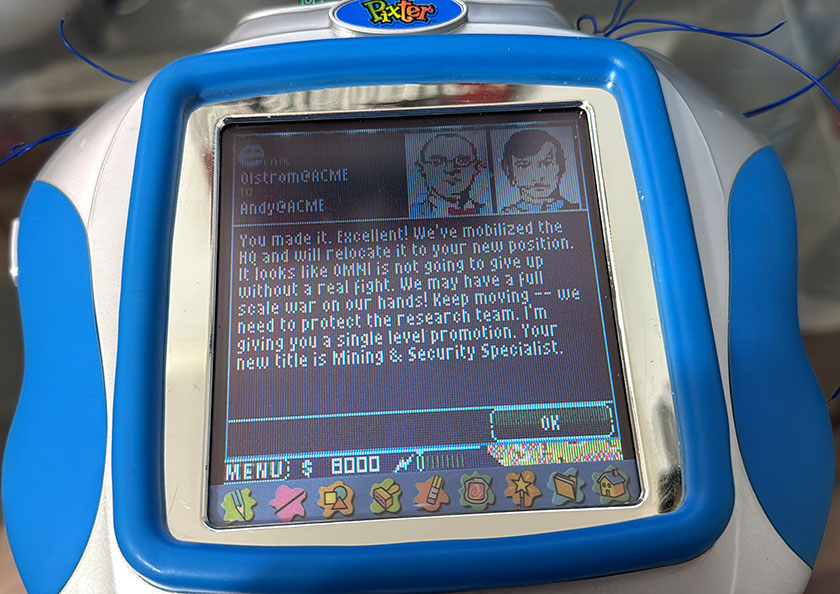 Pixter Color playing Warfare Inc game